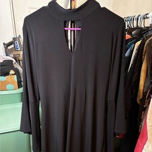 Black Long Sleeve Keyhole Dress - Womens
